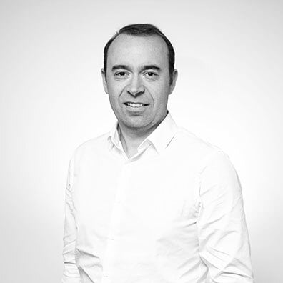 JulienM_Summit_Web